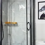 Historic Ghetto - Luxury By Station *