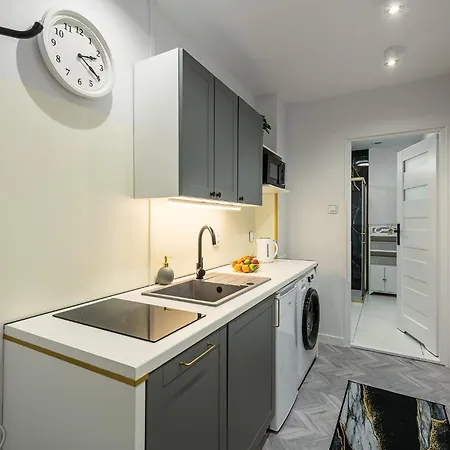 Historic Ghetto - Luxury By Station *