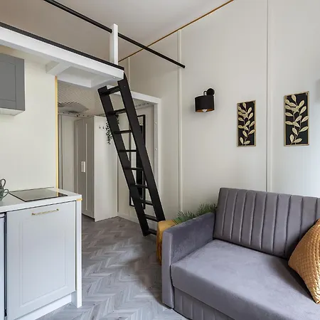 Luxury In The Center דירה *